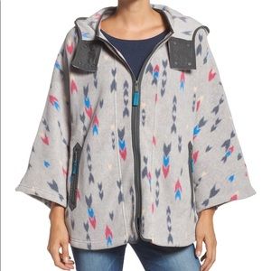 Patagonia Synchilla Poncho size M/L